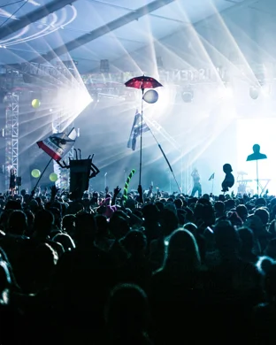 Roger Waters Presents Legacy: A Pink Floyd Show - Performed by The Harry Waters Band