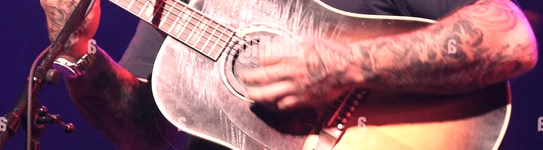 Aaron Lewis